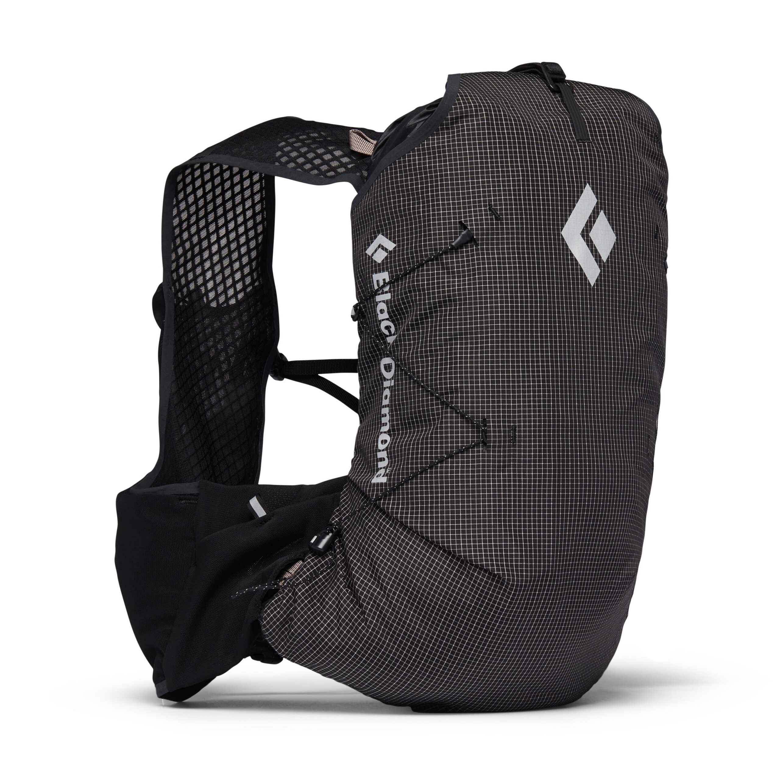 680032_0002_DISTANCE_8_BACKPACK_Black_01
